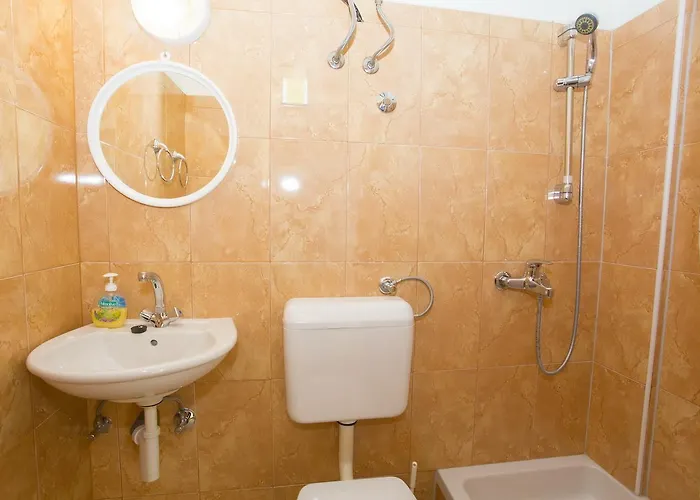 Blazevic Apartamento Makarska