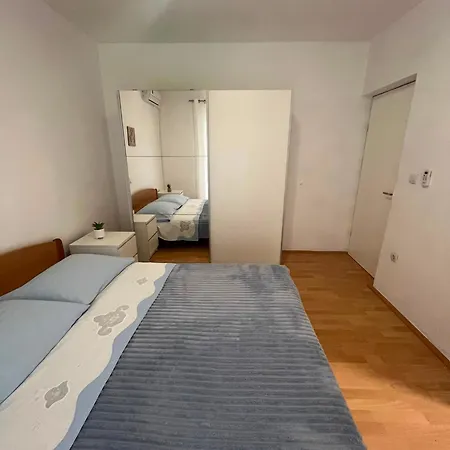 Blazevic Apartamento *